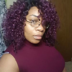 Meet your Posher, Antoinette